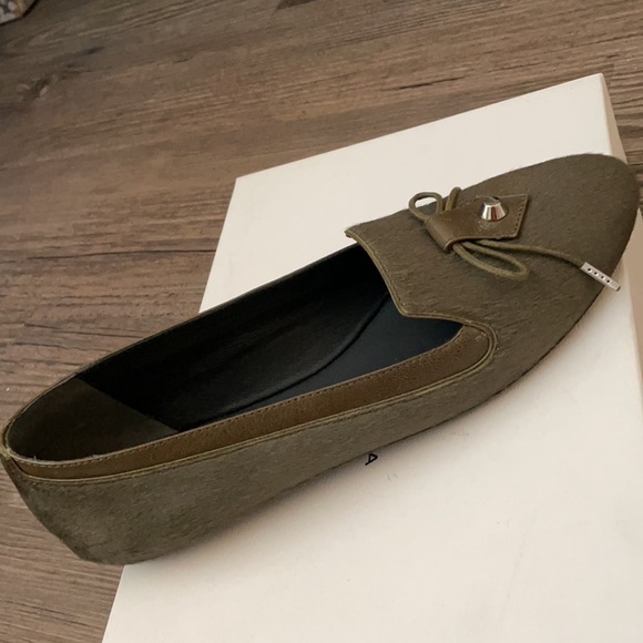 Balenciaga NWT Calf Hair flats in khaki green - Picture 8 of 8